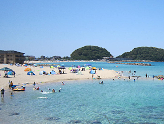 Takeno Beach beach season swimming